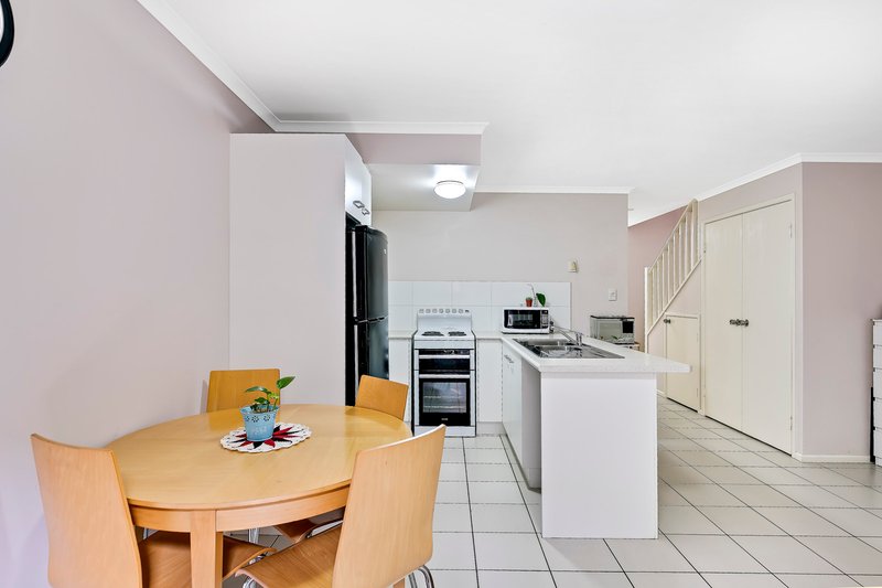 Photo - 8/15 Tolman Court, Maroochydore QLD 4558 - Image 2