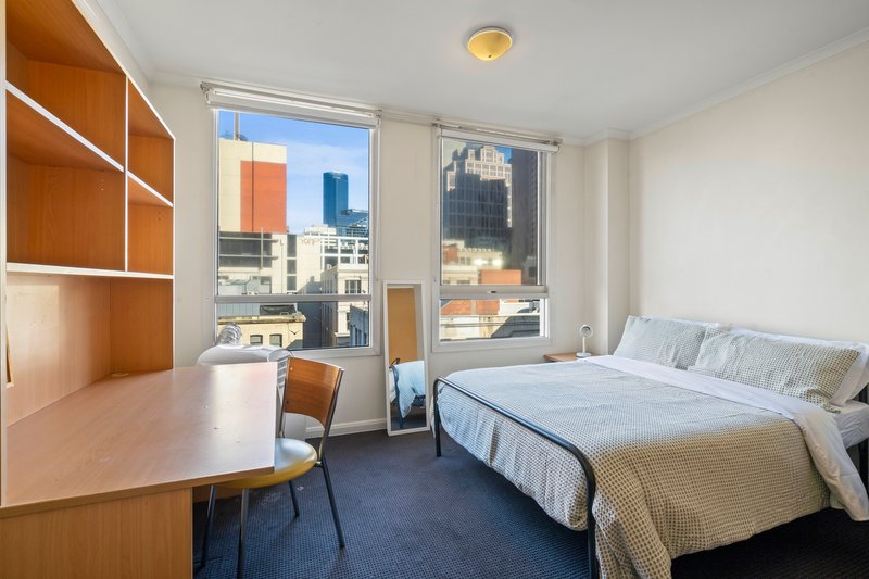 Photo - 815/238 Flinders Street, Melbourne VIC 3000 - Image 2