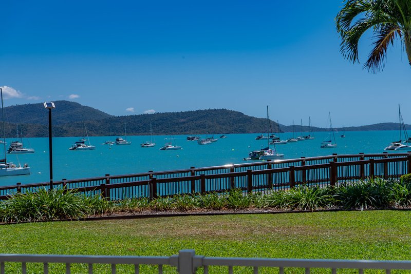 Photo - 8/159 Shingley Drive, Airlie Beach QLD 4802 - Image 16