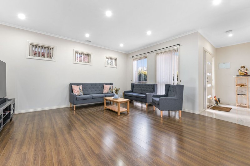 Photo - 8/16-18 Raymond Street, Noble Park VIC 3174 - Image 2