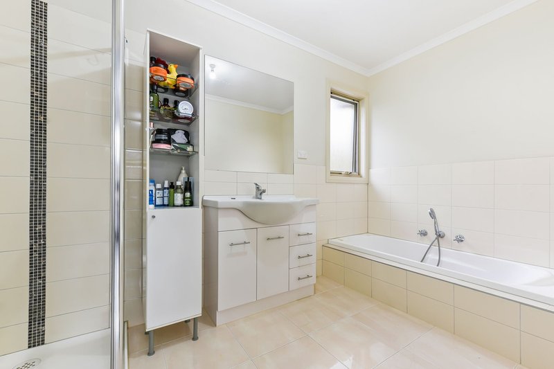 Photo - 8/16-18 Raymond Street, Noble Park VIC 3174 - Image 11