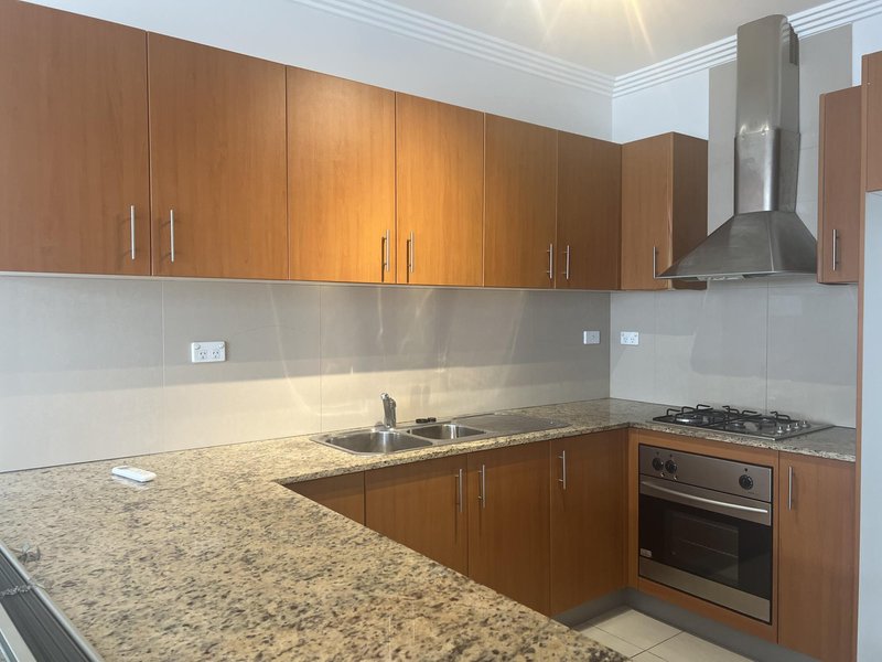 Photo - 8/16-18 Rutland Street, Allawah NSW 2218 - Image 2