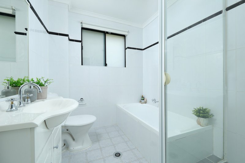 Photo - 8/16-18 Station Street, Mortdale NSW 2223 - Image 7