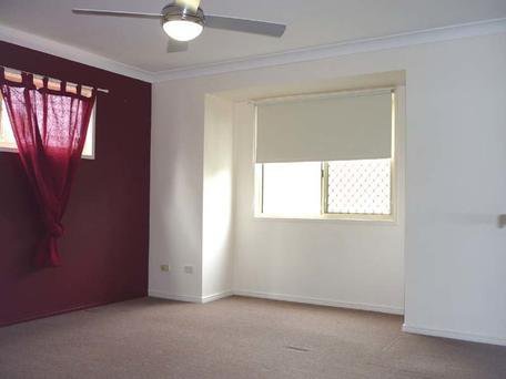 Photo - 8/16 Ewing Road, Logan Central QLD 4114 - Image 5