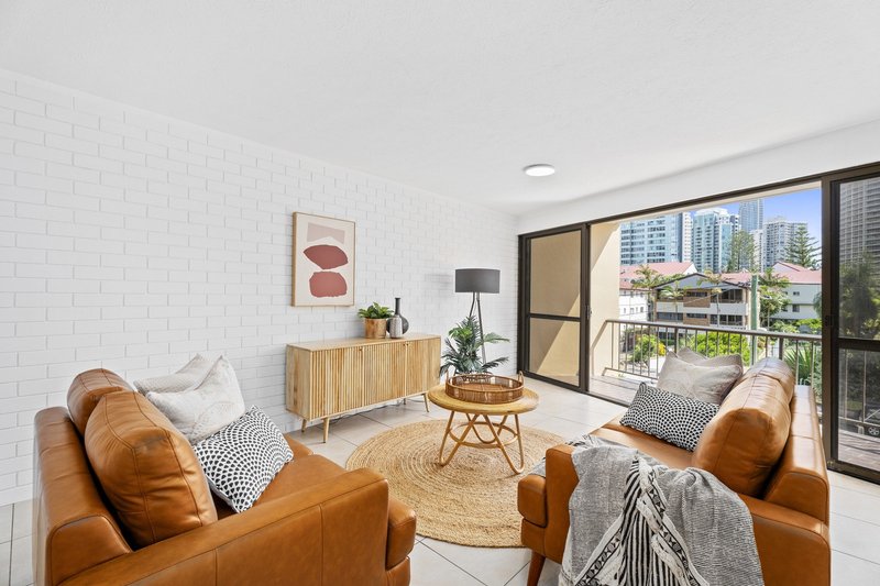 Photo - 8/16 Markwell Avenue, Surfers Paradise QLD 4217 - Image 3