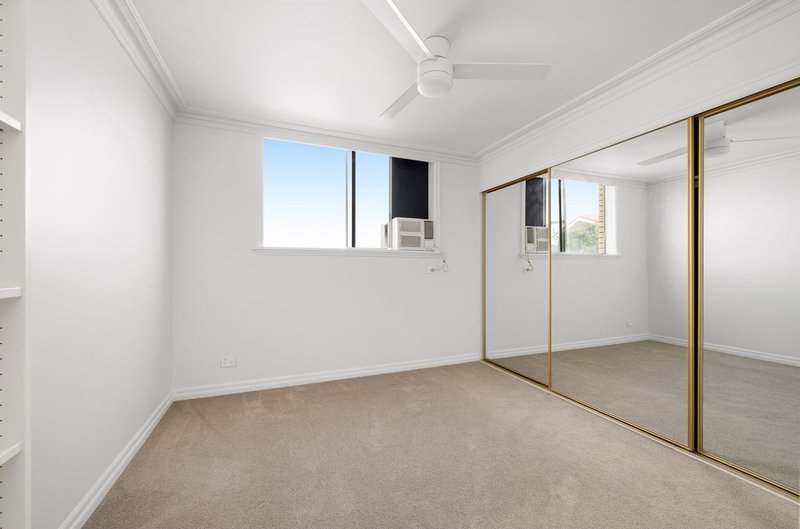 Photo - 8/16 Mullens Street, Hamilton QLD 4007 - Image 8