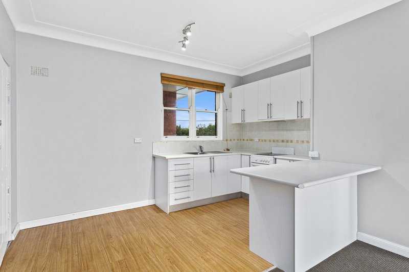 Photo - 8/16 Towns Street, Shellharbour NSW 2529 - Image 2