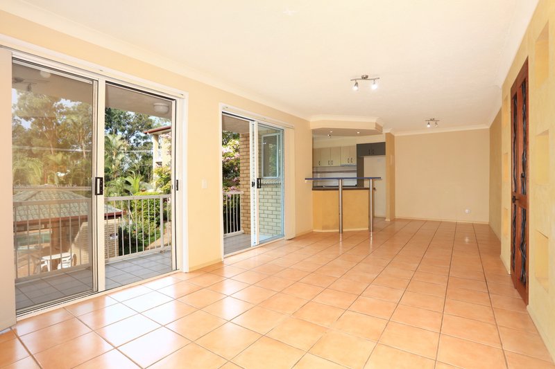 Photo - 8/16 Whitby Street, Southport QLD 4215 - Image 3