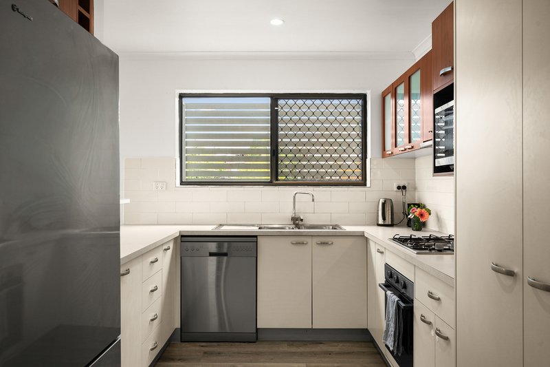Photo - 8/161 Junction Road, Clayfield QLD 4011 - Image 5