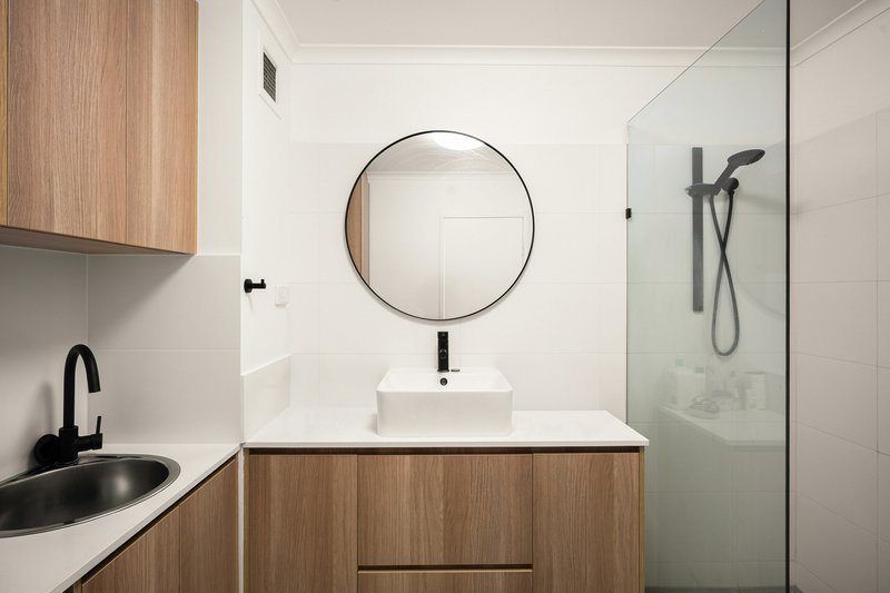 Photo - 8/161 Junction Road, Clayfield QLD 4011 - Image 10