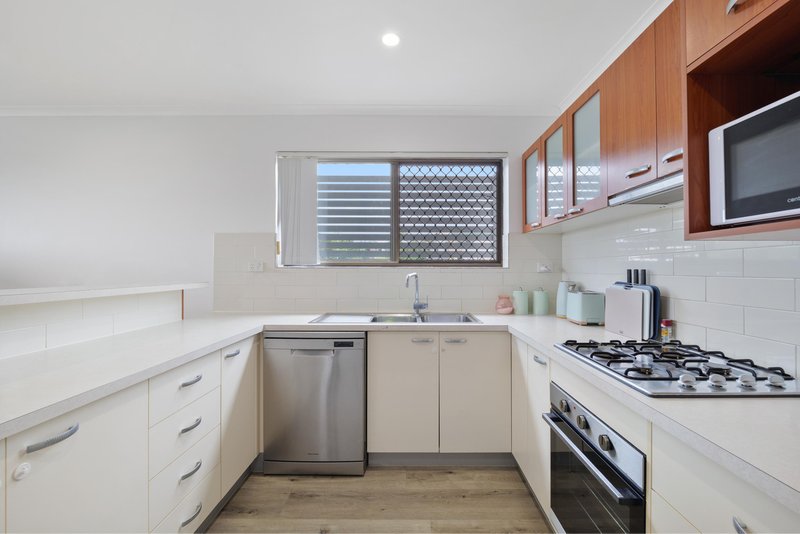 Photo - 8/161 Junction Road, Clayfield QLD 4011 - Image 3