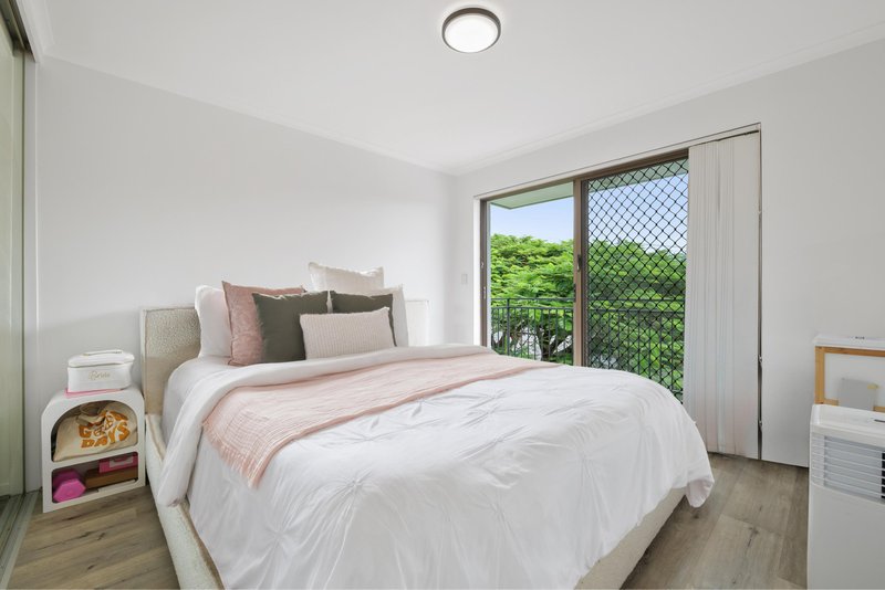 Photo - 8/161 Junction Road, Clayfield QLD 4011 - Image 4