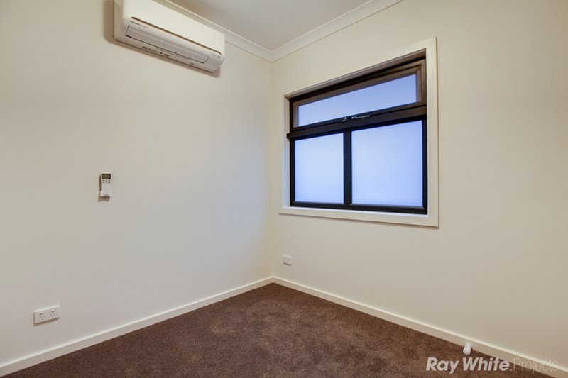 Photo - 8/161 Wilson Boulevard, Reservoir VIC 3073 - Image 10