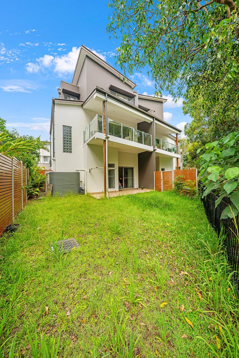 Photo - 8/17 Great Southern Drive, Robina QLD 4226 - Image 17