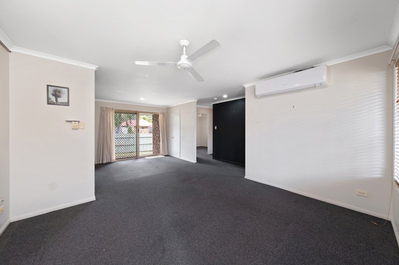 Photo - 8/17 Meyenberg Court, Norman Gardens QLD 4701 - Image 6