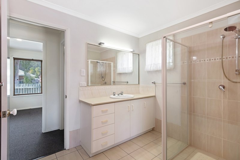 Photo - 8/17 Meyenberg Court, Norman Gardens QLD 4701 - Image 12