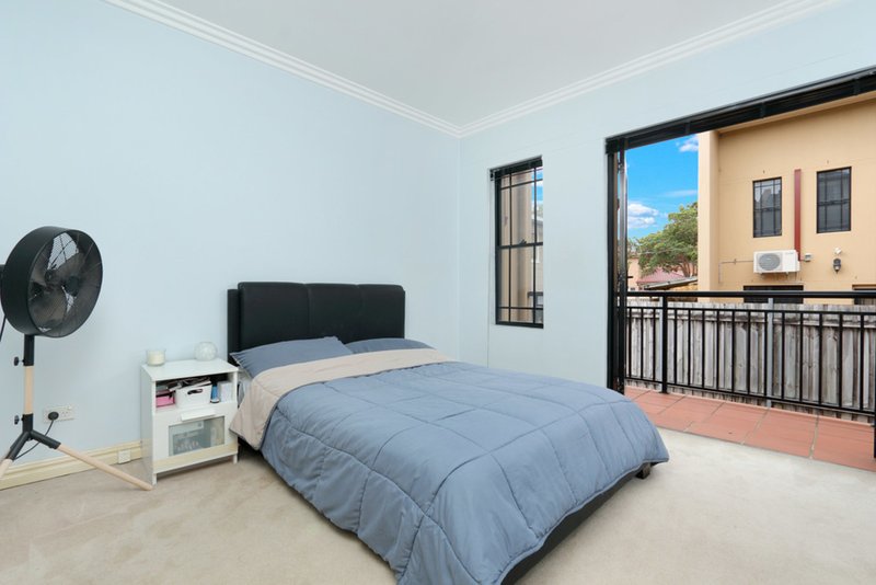 Photo - 8/17 Newman Street, Mortdale NSW 2223 - Image 4