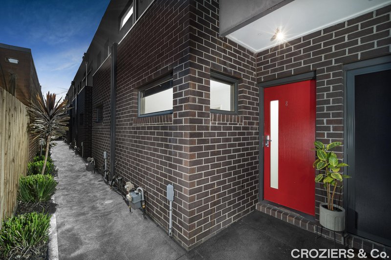 Photo - 8/17 Pascoe Street, Pascoe Vale VIC 3044 - Image 9