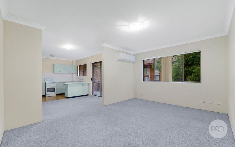 Photo - 8/17 Preston St , Jamisontown NSW 2750 - Image 3