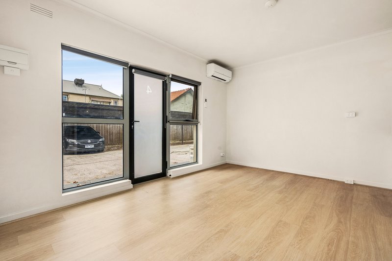 Photo - 8/17 Rosstown Road, Carnegie VIC 3163 - Image 5