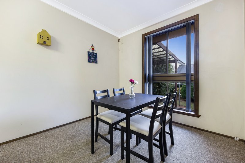 Photo - 817 Waverley Road, Glen Waverley VIC 3150 - Image 5