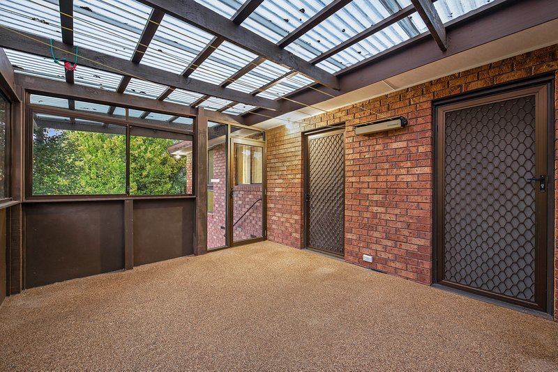 Photo - 817 Waverley Road, Glen Waverley VIC 3150 - Image 9