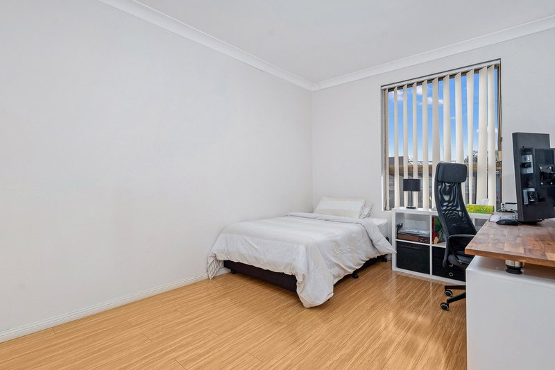 Photo - 8/176 Belmore Road, Riverwood NSW 2210 - Image 5