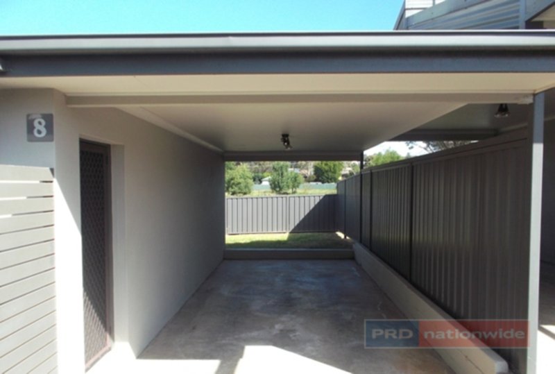 Photo - 8/176 Capper Street, Tumut NSW 2720 - Image 5