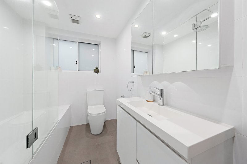 Photo - 8/176 Hampden Road, Artarmon NSW 2064 - Image 4