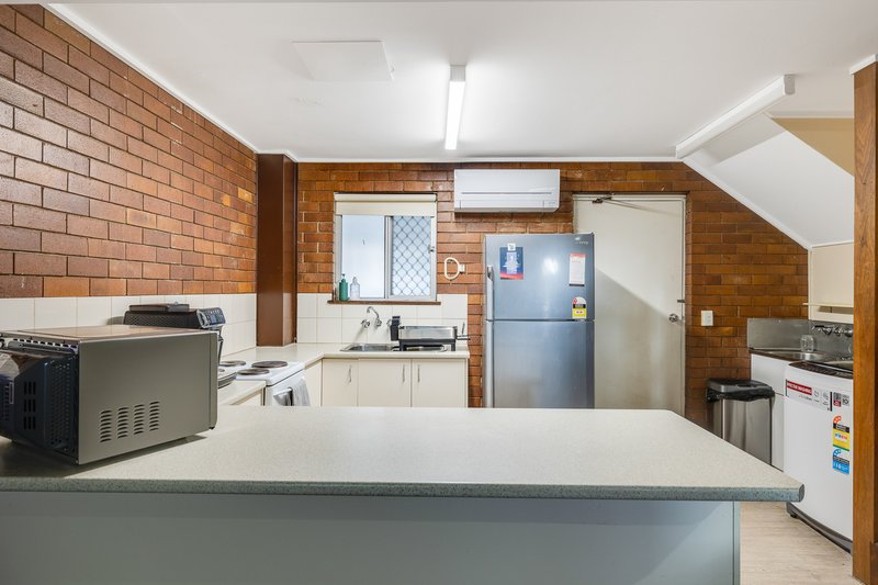 Photo - 8/177A West Street, Newtown QLD 4350 - Image 2