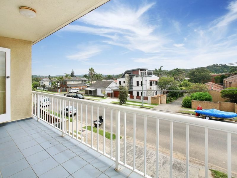 Photo - 8/179 Ocean Street, Narrabeen NSW 2101 - Image 2