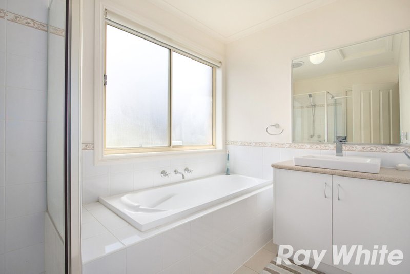 Photo - 8/18-20 Ben Drive, Pakenham VIC 3810 - Image 7