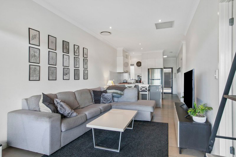 Photo - 8/18 Barton Road, Hawthorne QLD 4171 - Image 5