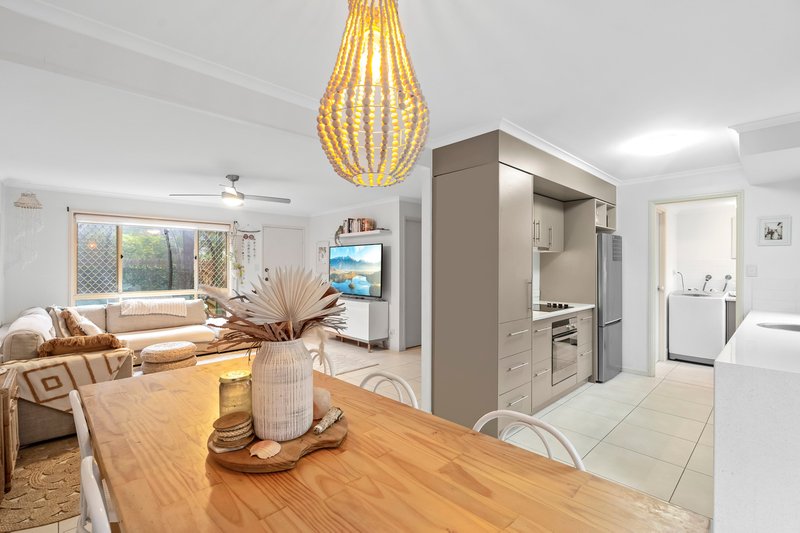 8/18 Bottlewood Court, Burleigh Waters QLD 4220