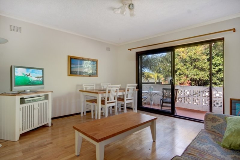 Photo - 8/18 Clarke St , Narrabeen NSW 2101 - Image 2