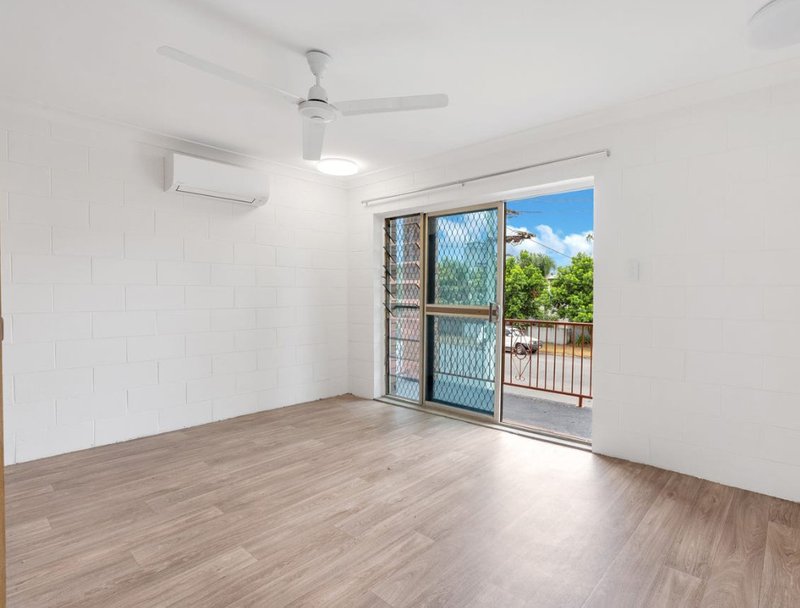 Photo - 8/18 Curtin Street, Westcourt QLD 4870 - Image 6