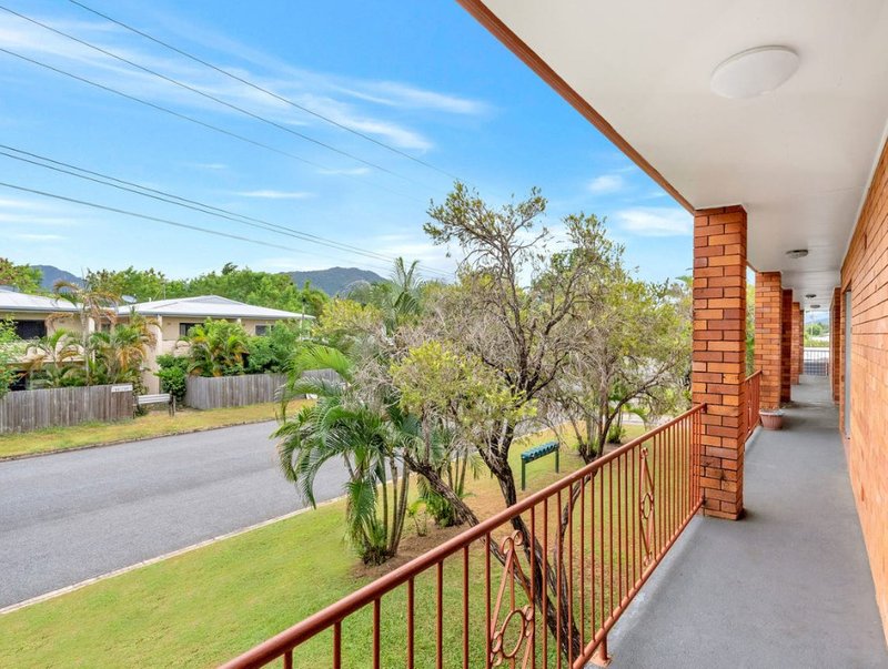 Photo - 8/18 Curtin Street, Westcourt QLD 4870 - Image 8