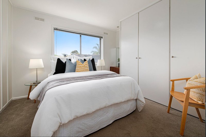 Photo - 8/18 Glencairn Avenue, Camberwell VIC 3124 - Image 7