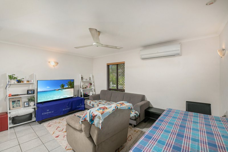 Photo - 8/18 Jensen Street, Manoora QLD 4870 - Image 6