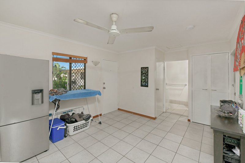 Photo - 8/18 Jensen Street, Manoora QLD 4870 - Image 9