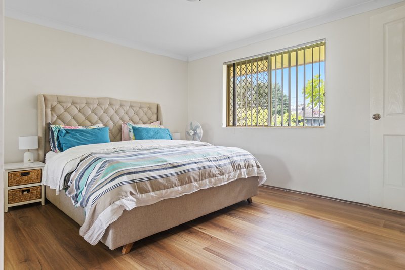 Photo - 8/18 Short Road, Riverwood NSW 2210 - Image 8