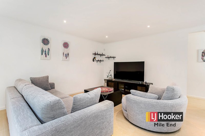 Photo - 8/181-183 Martins Road, Parafield Gardens SA 5107 - Image 7