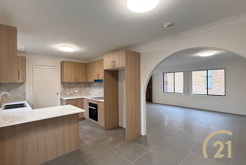 Photo - 8/19 Alderson Avenue, Liverpool NSW 2170 - Image 1