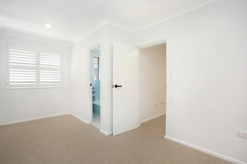 Photo - 8/19 Kingsway , Dee Why NSW 2099 - Image 3