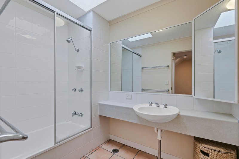 Photo - 8/19 Memorial Avenue, Maroochydore QLD 4558 - Image 14