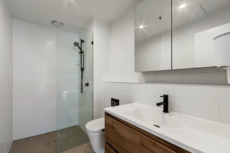 Photo - 819/15 Bowes Street, Phillip ACT 2606 - Image 9