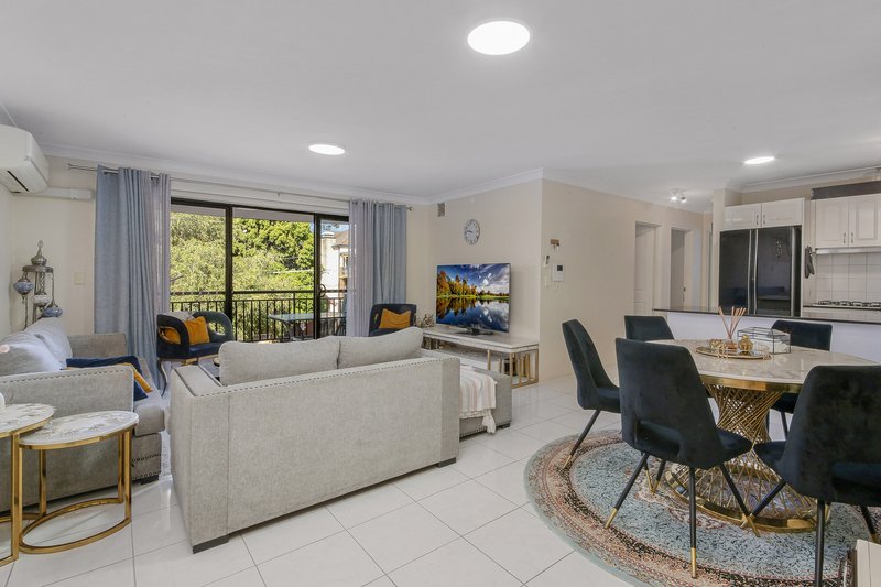 Photo - 8/1A Carmen Street, Bankstown NSW 2200 - Image 2