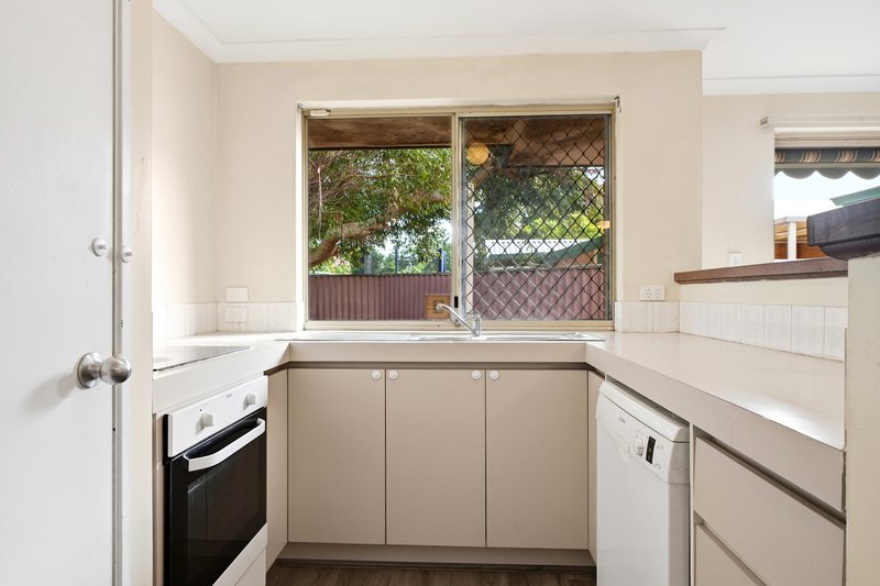 Photo - 81A Dane Street, East Victoria Park WA 6101 - Image 11