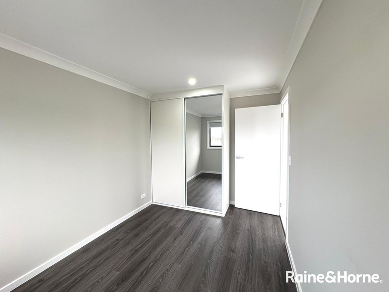 Photo - 81A Guernsey Avenue, Minto NSW 2566 - Image 5