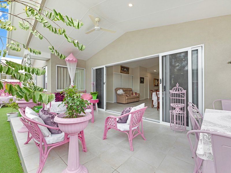 8/2-20 Island View Dr - "Ingenia Lifestyle Resort" , Urangan QLD 4655